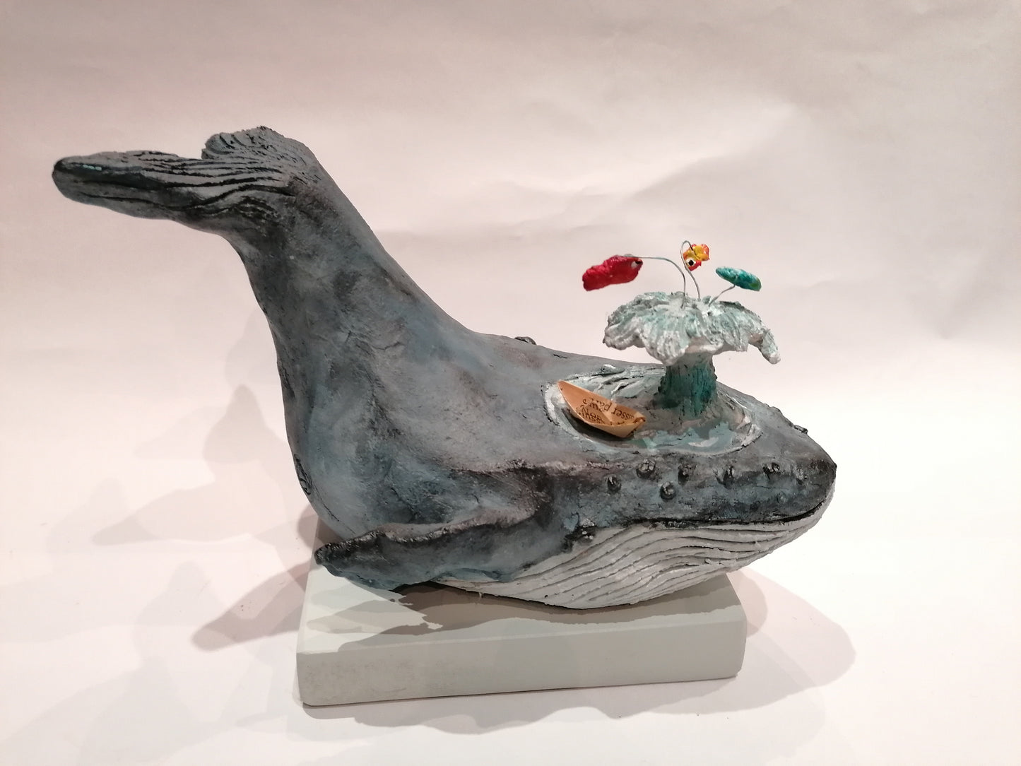 Baleine Le jet d'eau by Sandrine De Zorzi