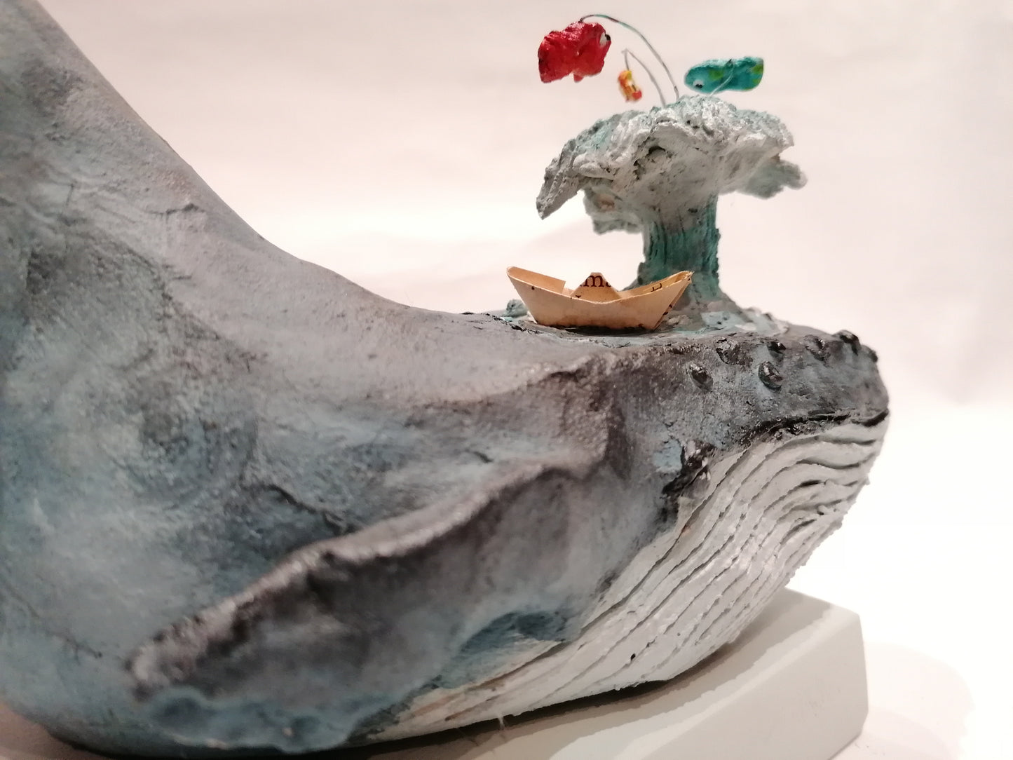Baleine Le jet d'eau by Sandrine De Zorzi